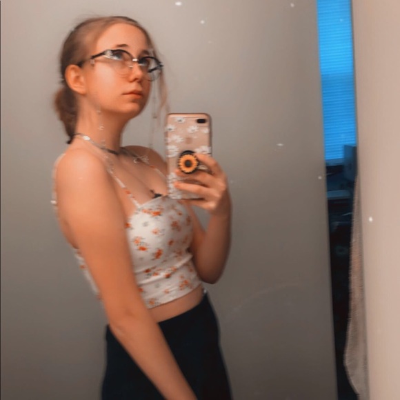 Meet your Posher, Haley - Picture 13 of 15